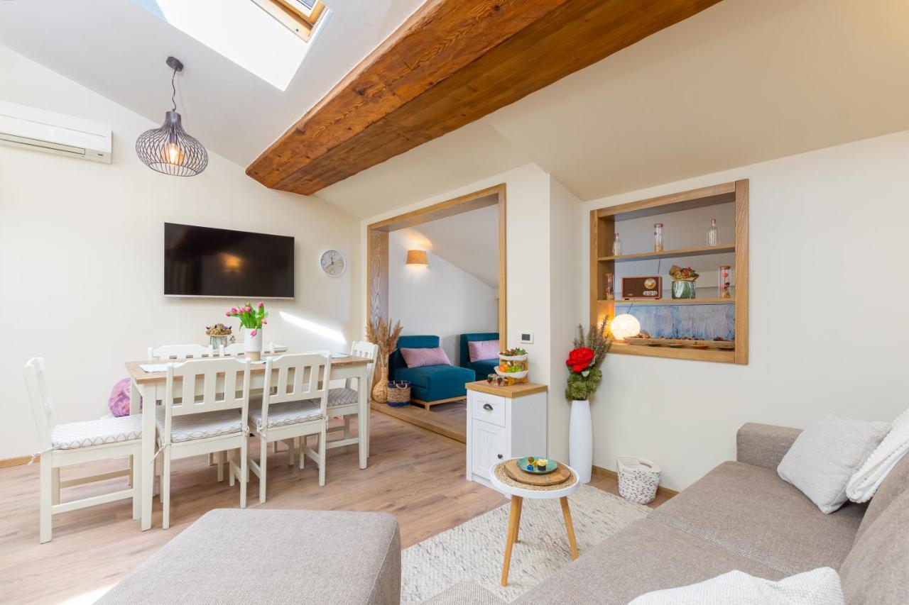 Exclusive Seafront Bacchus Apartment Poreč Kültér fotó