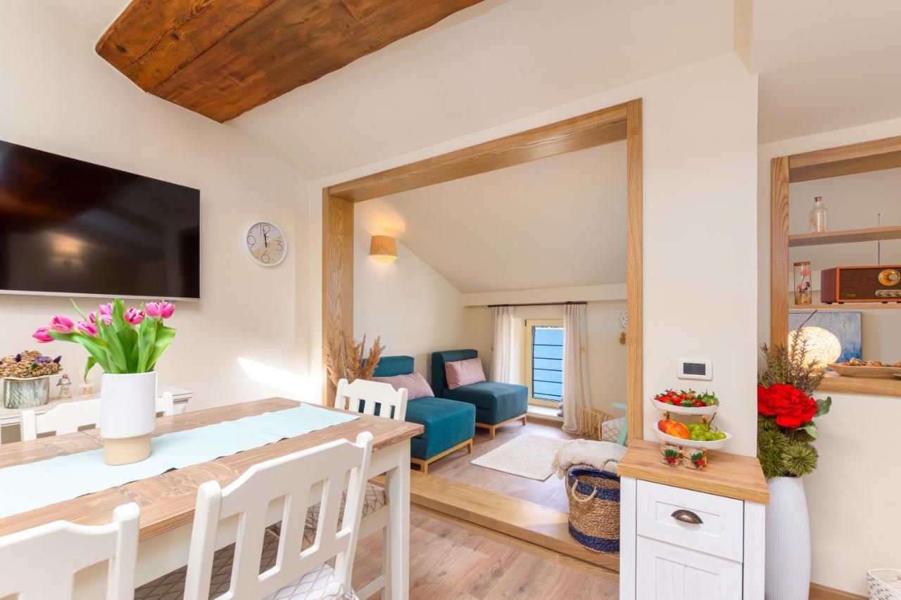 Exclusive Seafront Bacchus Apartment Poreč Kültér fotó