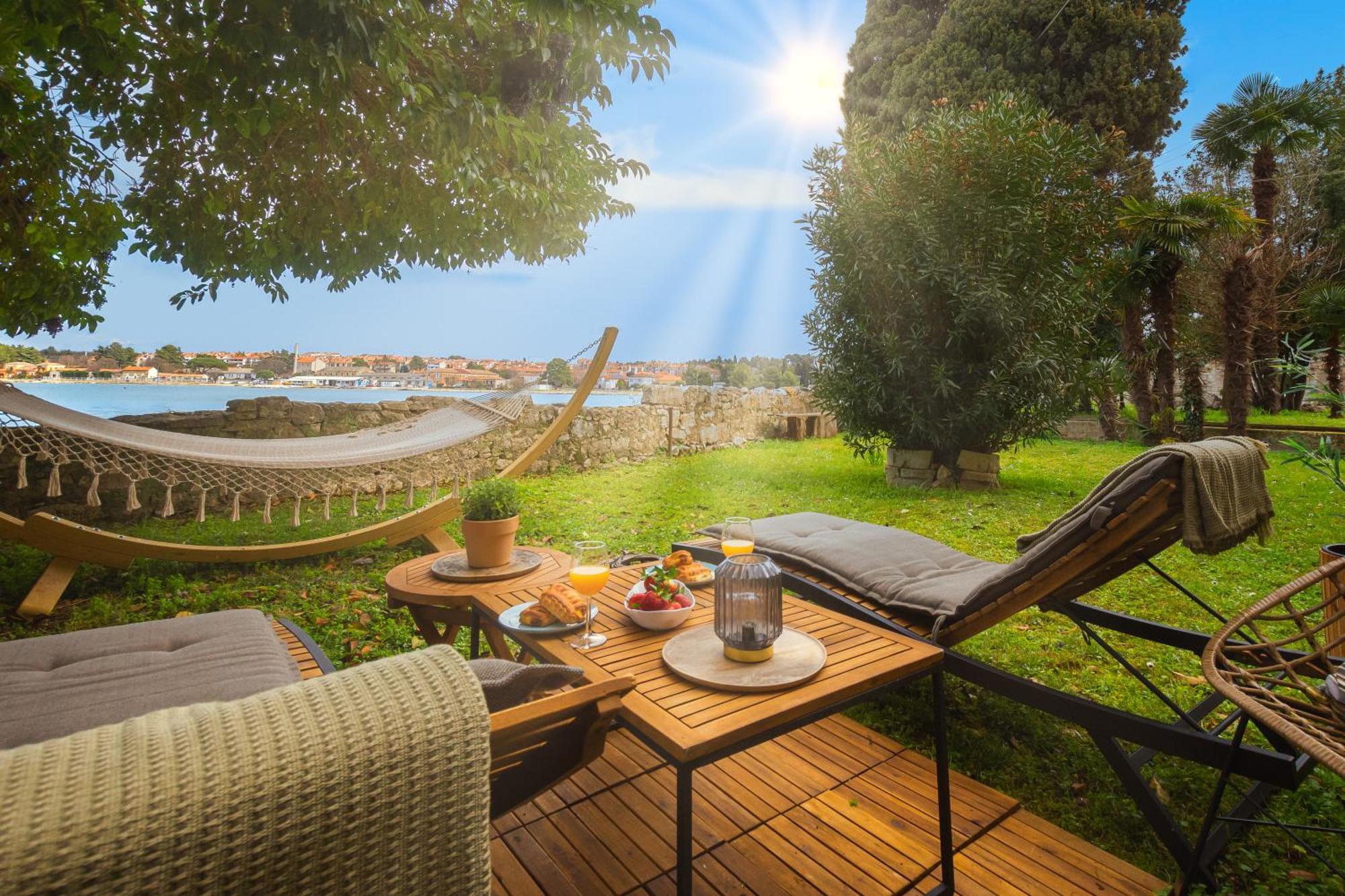 Exclusive Seafront Bacchus Apartment Poreč Kültér fotó
